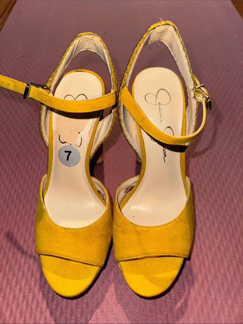 Jessica Simpson bold mustard
